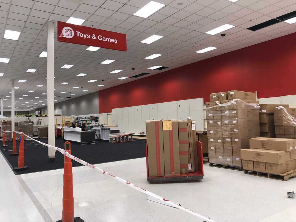 Super Target Urbandale (Des Moines), Iowa Nathan Bush Flickr