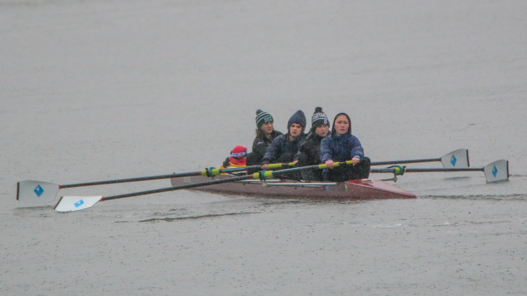 DuxburyHSGirlsRowingGreenHarborRiver431864 Flickr