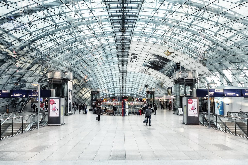 Frankfurt Airport, longdistance train station Frankfurt F… Flickr