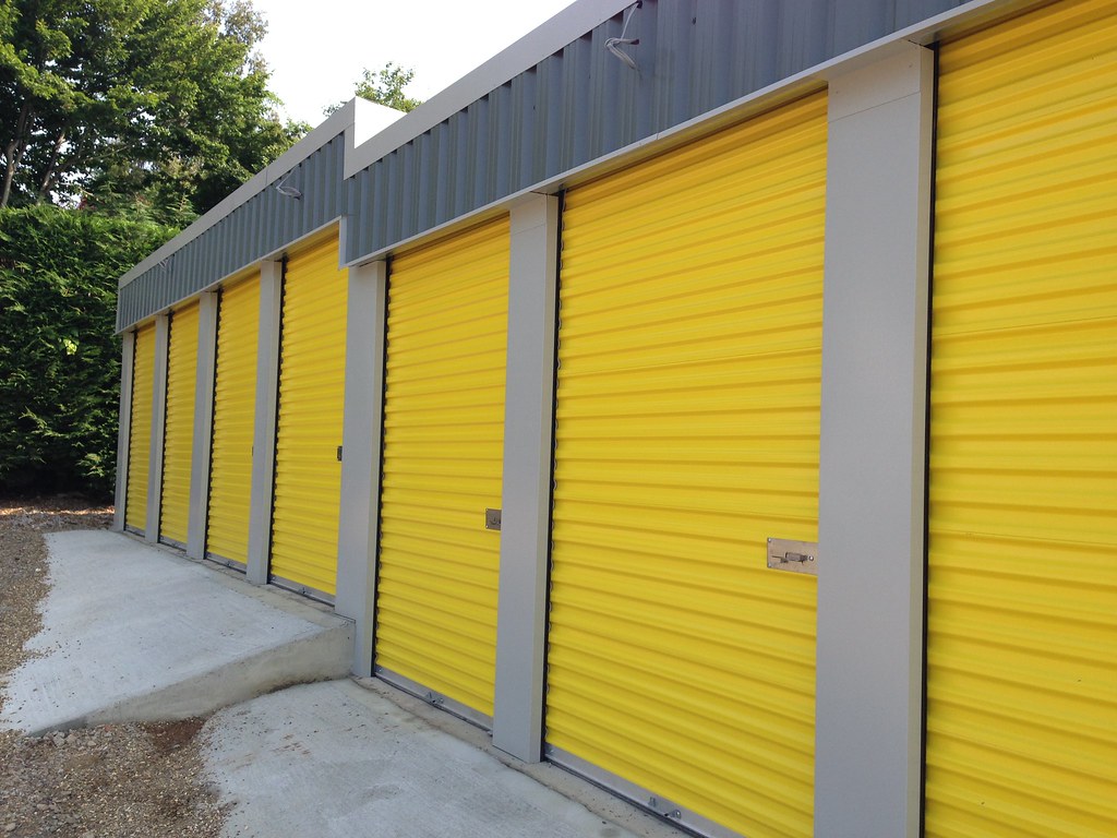 DriveUp Units Self storage drive up units. Easistore . Flickr