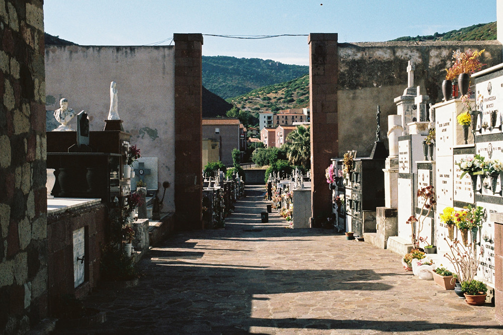 Sardegna Cemetery in Bosa, Sardinia Irina Okeanova Flickr