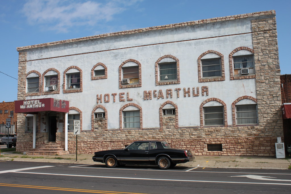 Hotel McArthur, McArthur, OH Joseph Flickr