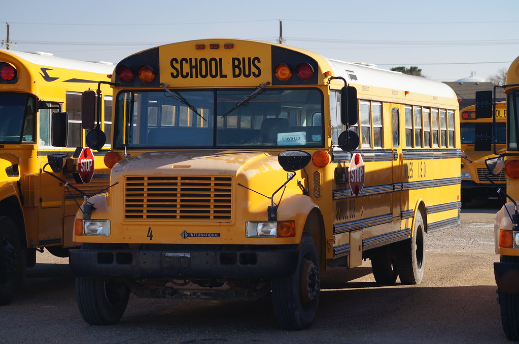 Miles ISD Thomas/IH 3800 Conventional School Bus 4 Flickr