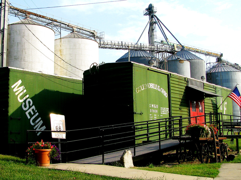 13b Williamsville IL Museum 02 "Route 66" Illinois John Hagstrom