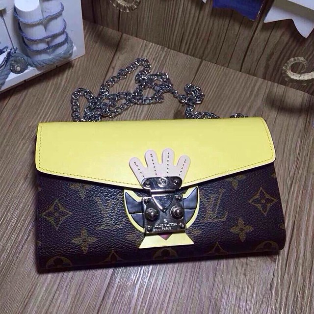 LV bag 60789 19*12 tagsforlikeslvlouisvuittonfashioni… Flickr