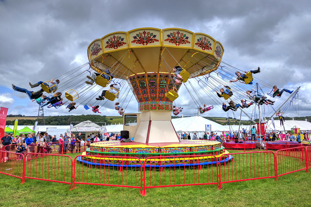 Chair swing ride, North Devon Show, 2016 Aliy Flickr
