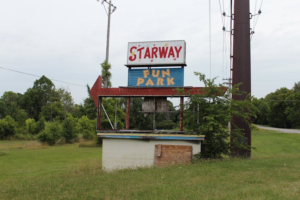 Starway Fun Park Frankfort, KY DriveIn Theater turned act… Flickr