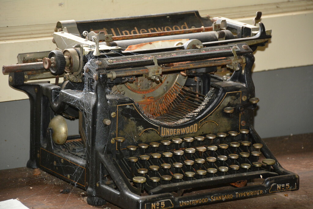 Underwood Typewriter 5 Underwood Model number 5 were made… Flickr