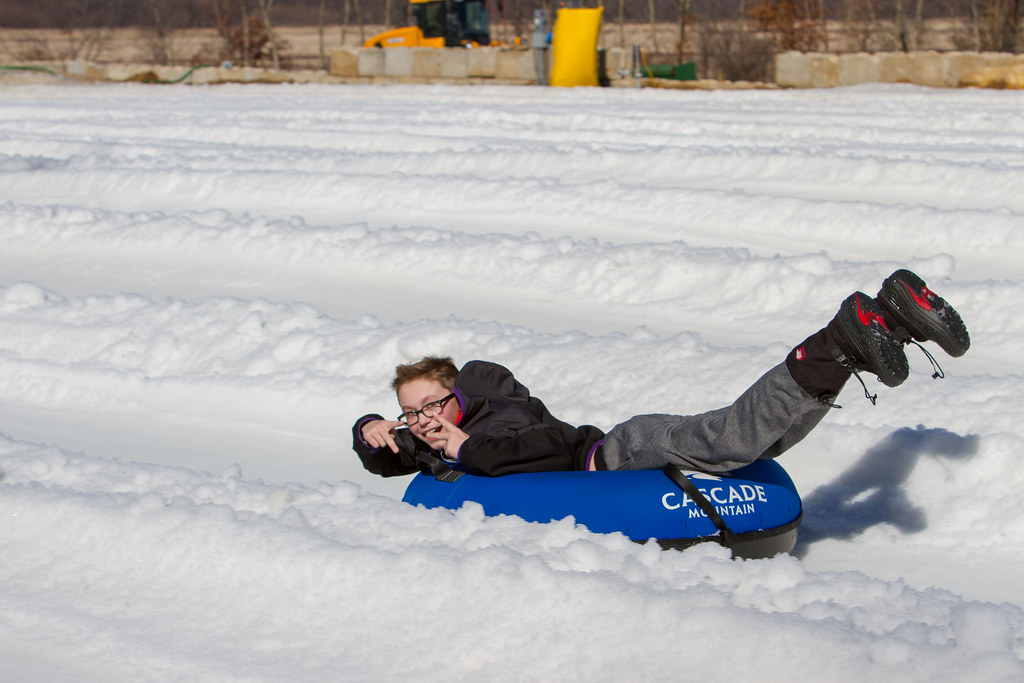 Tubing at Cascade Mountain5747.jpg David Kalsbeek Flickr