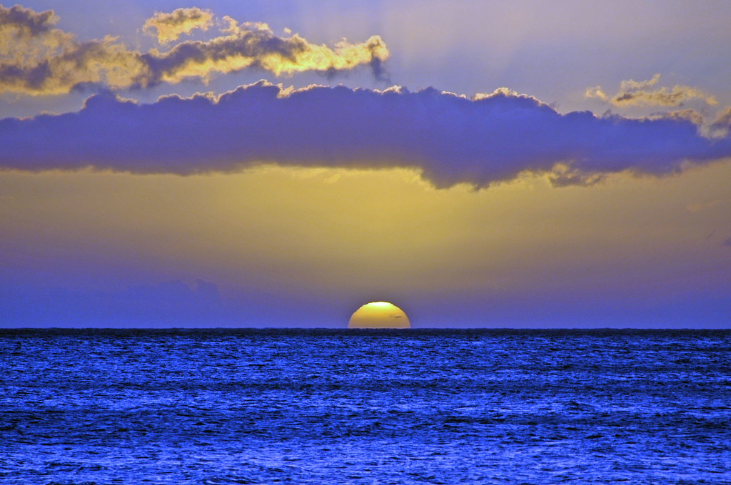 Hawaii Sinking Sun1 Rick Geatty Flickr