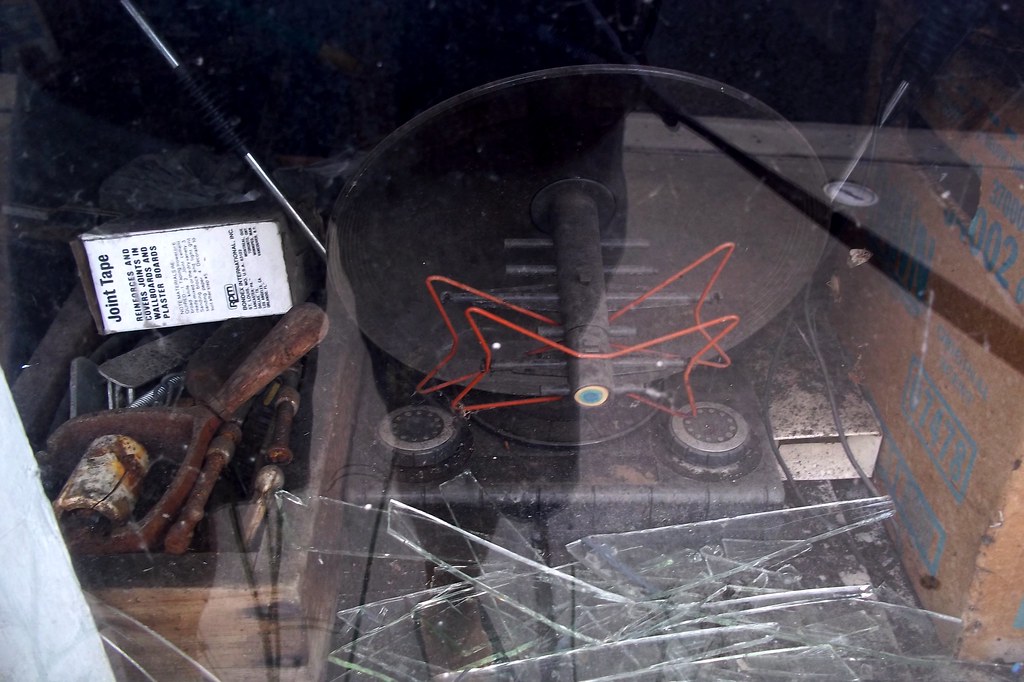 More inside the Cumberland Antiques A wonderful place of w… Flickr