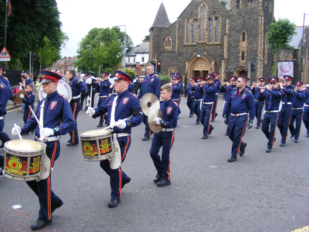 POA Pride Of Ardoyne Loyalist Flute Band parading in the W… Flickr