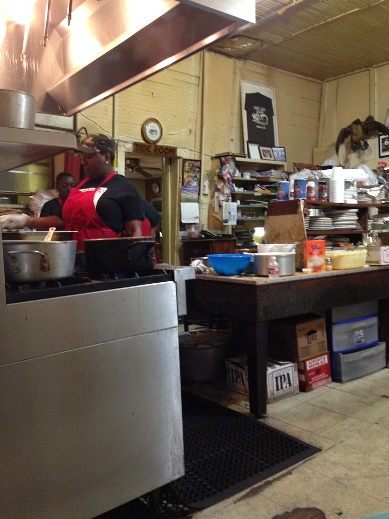 Doe's Eat Place, Greenville MS Ginger Flickr