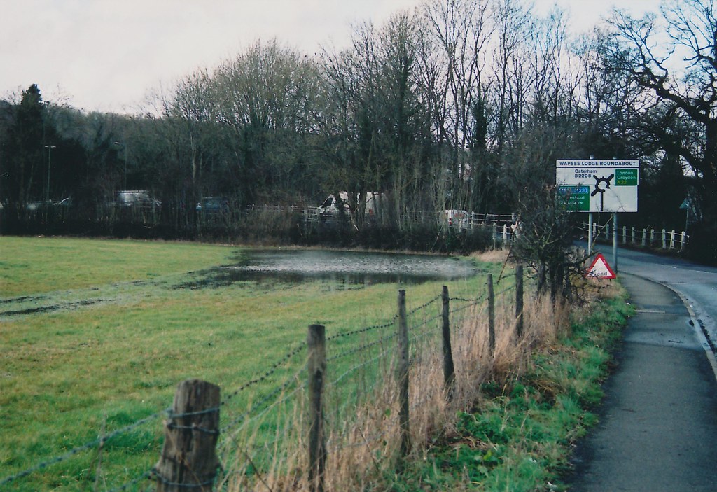 The Bourne at Woldingham Road near Wapses Lodge Roundabout… Flickr