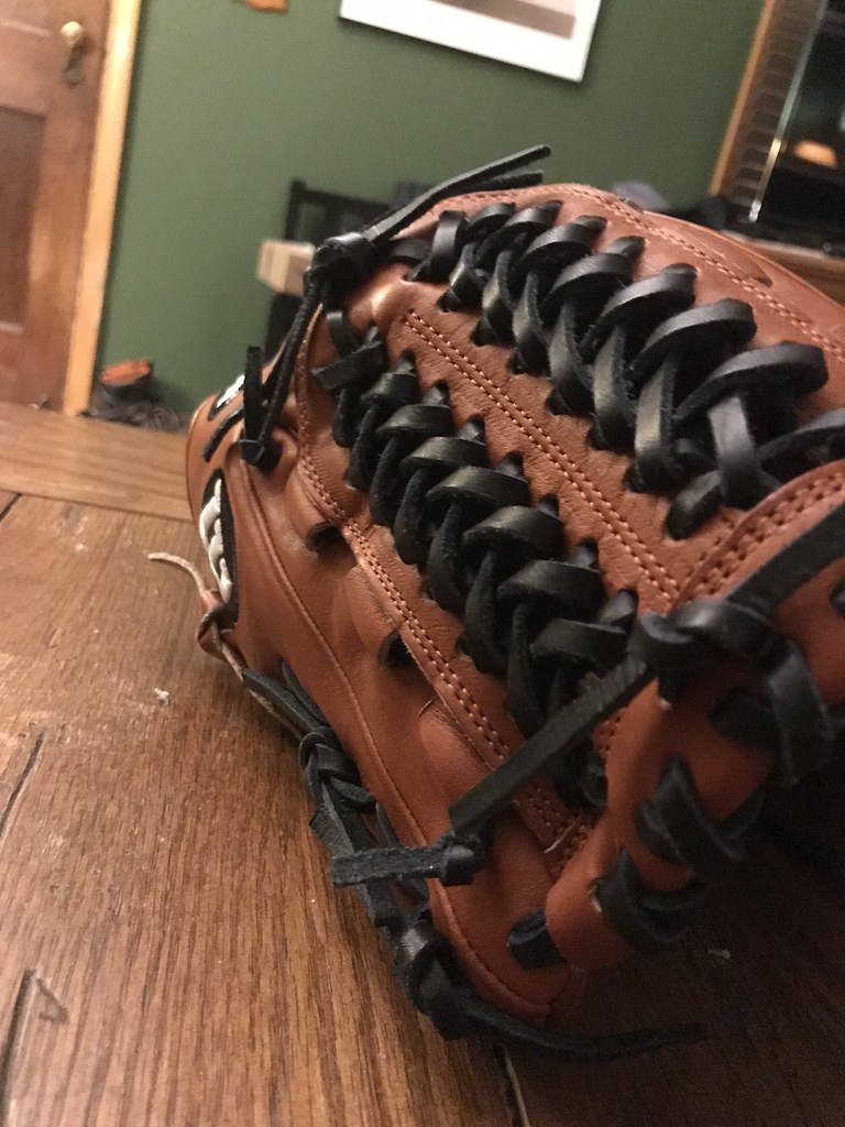 bing Up close of the webbing on my baseball glove. james.stuetz