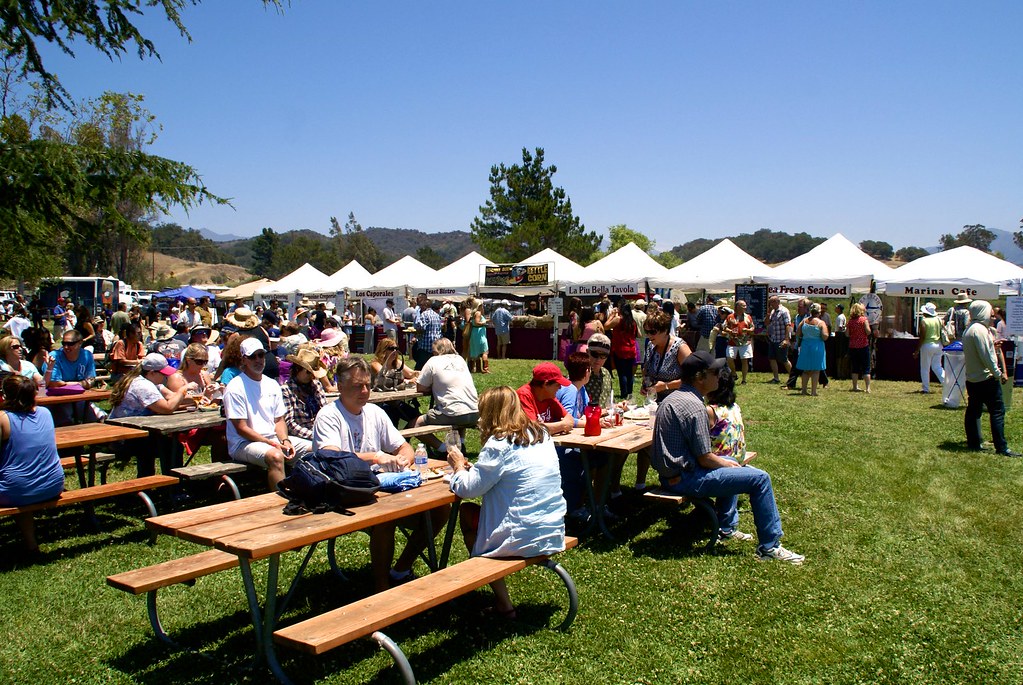 Festive Photo Gallery Ojai Wine Festival