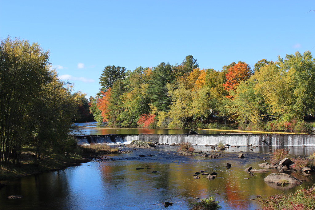 Elevation of River Rd, Weare, NH, USA Topographic Map Altitude Map