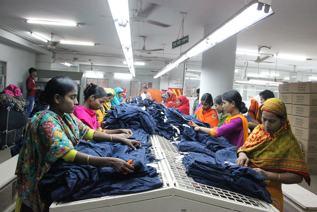 Apparel Factory in Dhaka Multipurpose building factory pr… Flickr