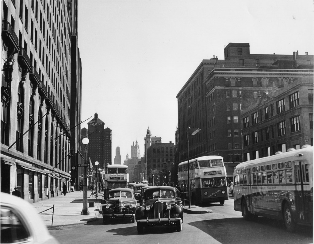 DoubleDecker Buses on North Michigan Avenue in the 1940s Flickr