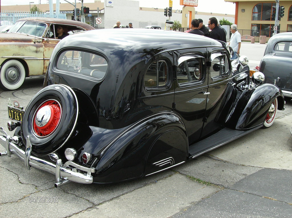 Azusa,Ca. Car Show on Sun. 4/29/18 '35 Chevy 4dr. Pachuco … Flickr