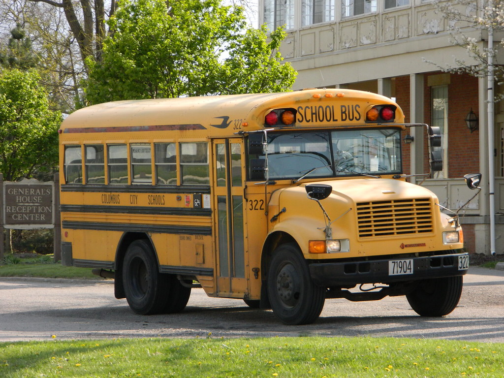 Columbus City Schools 322 (2) Fort Hayes bus lot Columbu… Flickr