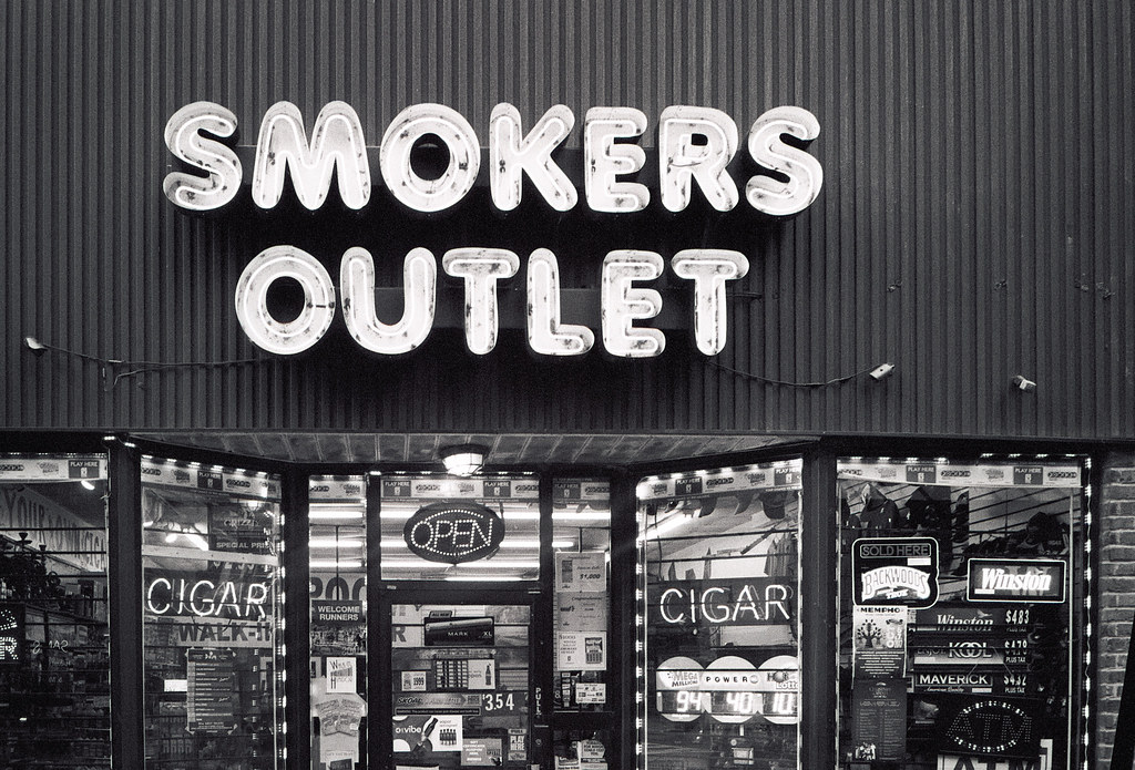 Smokers Outlet Sean Davis Flickr