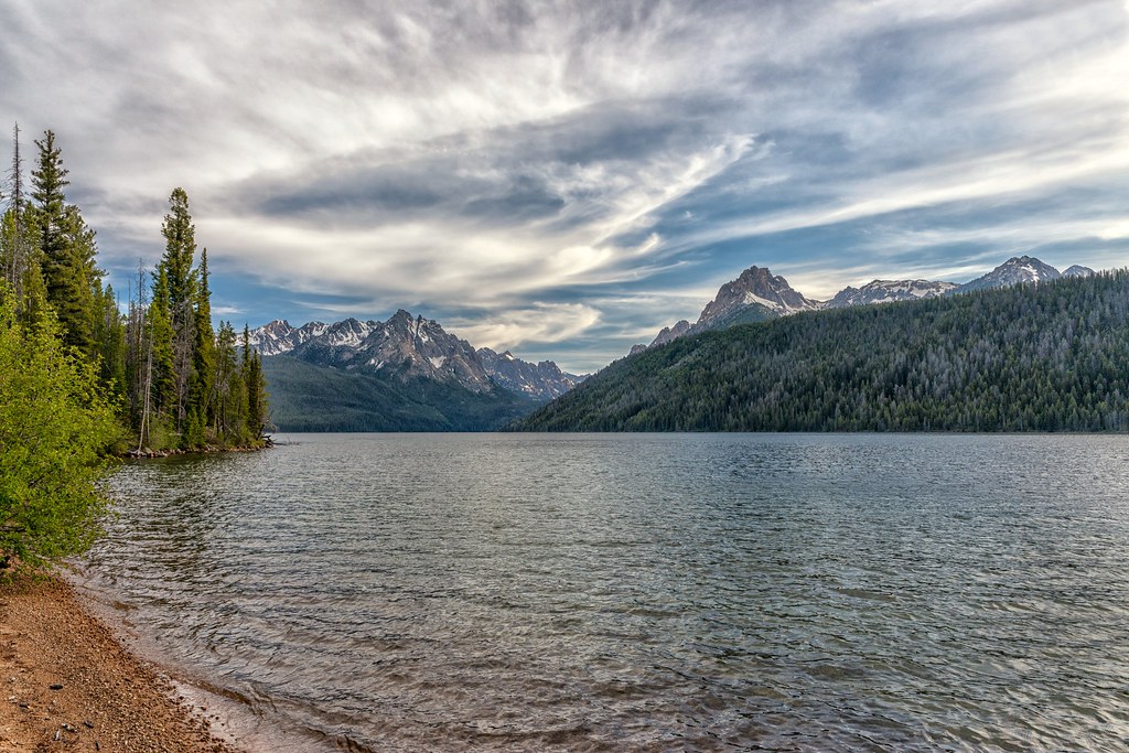 Redfish Lake Walking along the shore of Idaho's Redfish La… Flickr