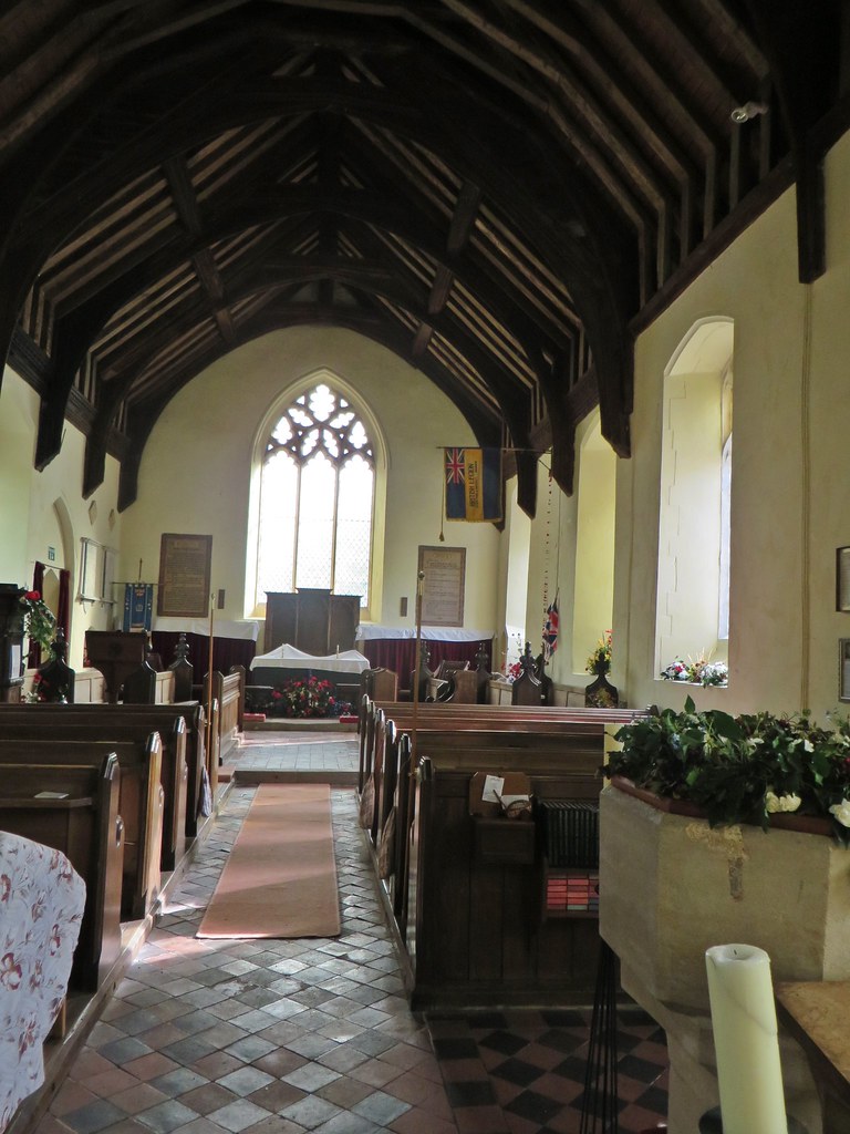 Suffolk, Stoke Ash church Looking east down the late 13c n… Flickr