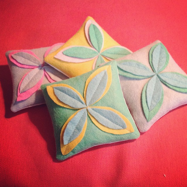 Mother's Day lavender sachets from purlsoho tutorial Flickr