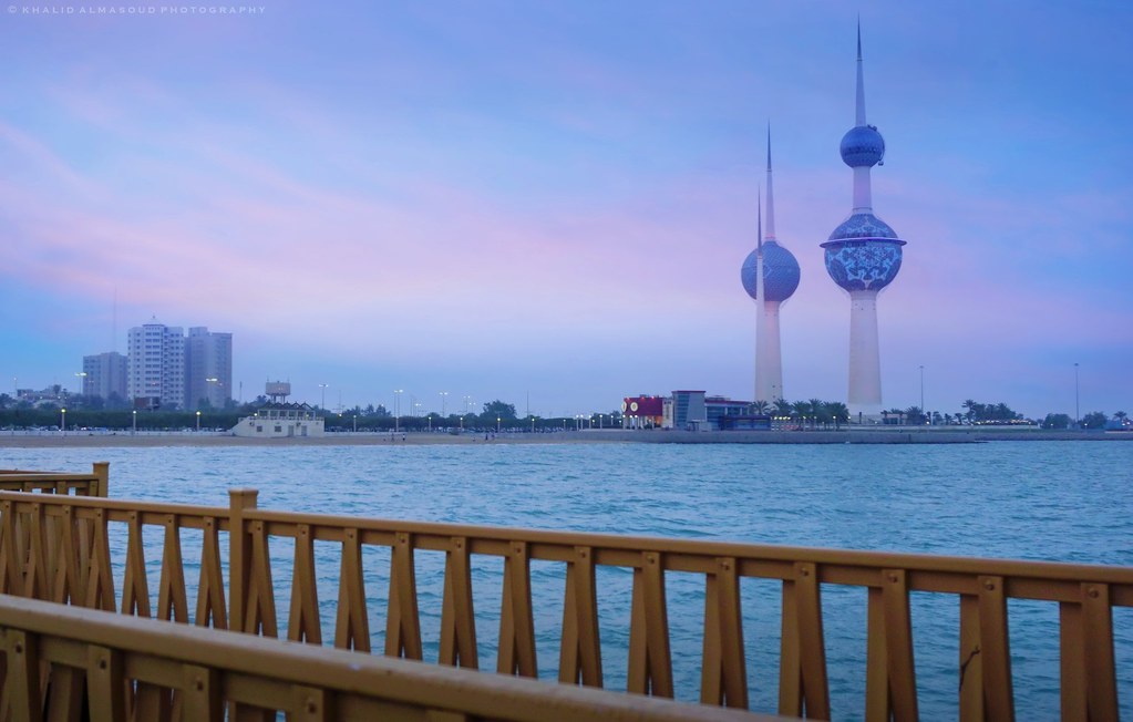 Lovely evening Lovely evening hangs over the Kuwait Towers… Flickr