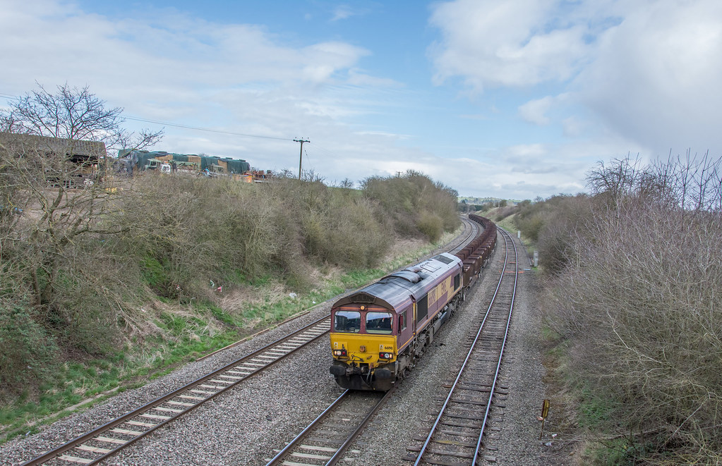 66198 66198 6V92 Corby Margam. Stoke Pound Lane, Broms… Flickr