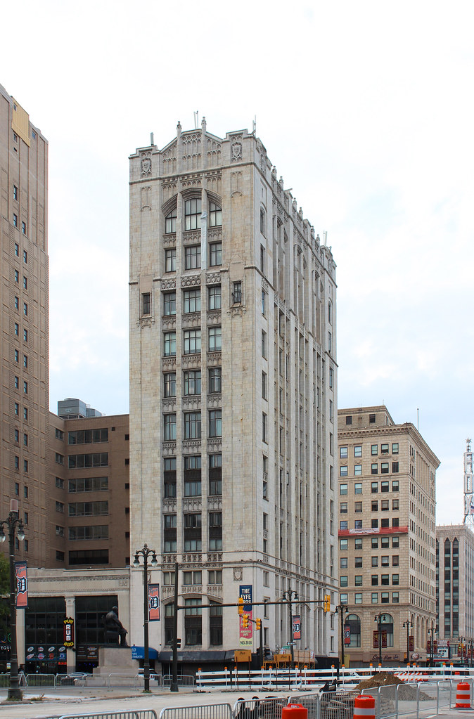 Fyfe Building Built in 1919 this old office building is no… Flickr
