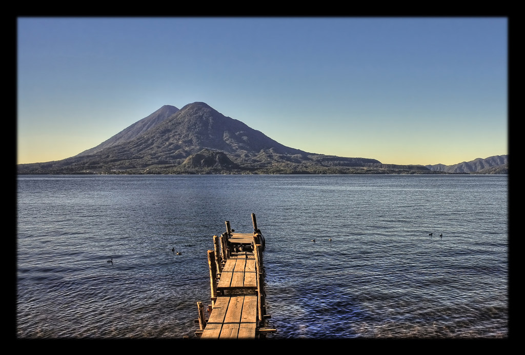 Panajachel GCA Lago de Atitlan with Volcán Tolimán 05 Flickr