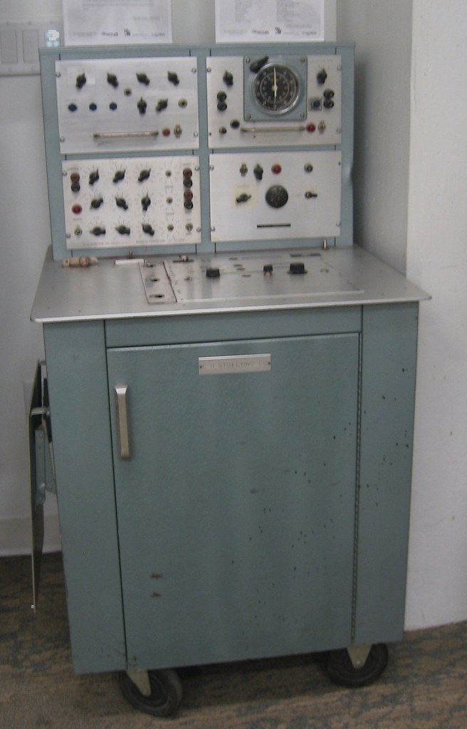 Galvanic Skin Response unit Built by the C.H. Stoelting Co… Flickr