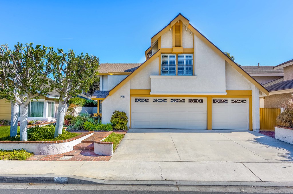 12 Columbus, Irvine Flickr