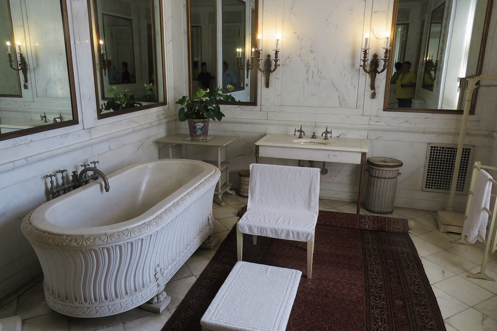 Newport The Breakers Mansion Mr. Vanderbilts Bathroom Flickr