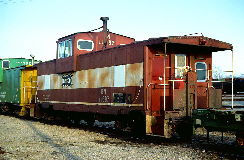 BN Caboose 11697 Burlington Northern Railroad caboose 1169… Flickr