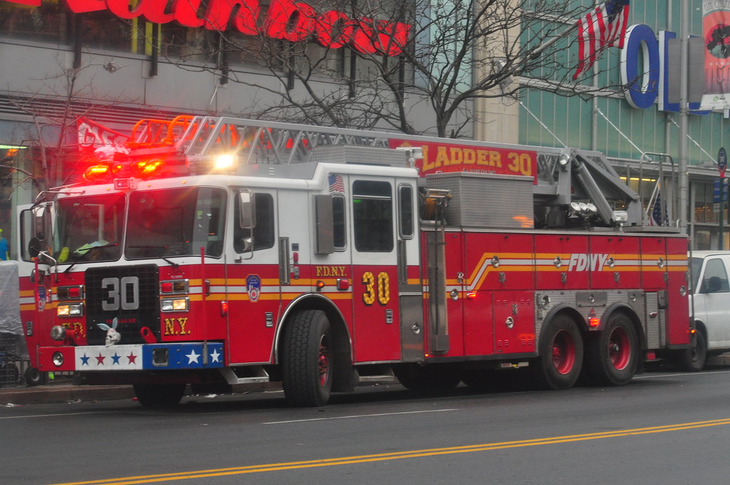 FDNY Ladder 30 | Triborough | Flickr