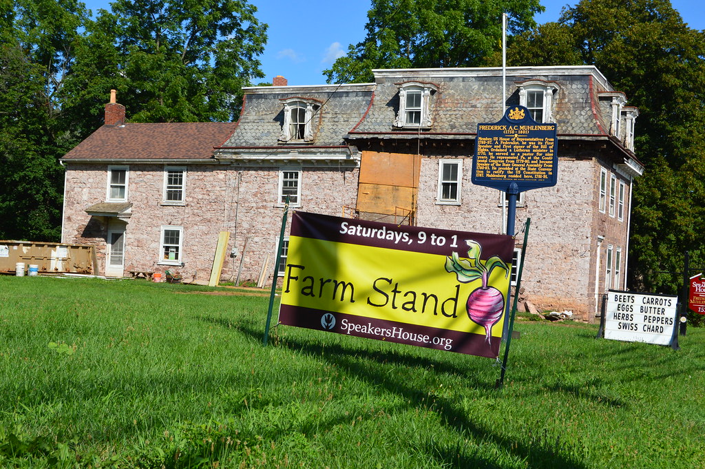 DSC_0044 farm stand at the Speakers House in Trappe Montgomery