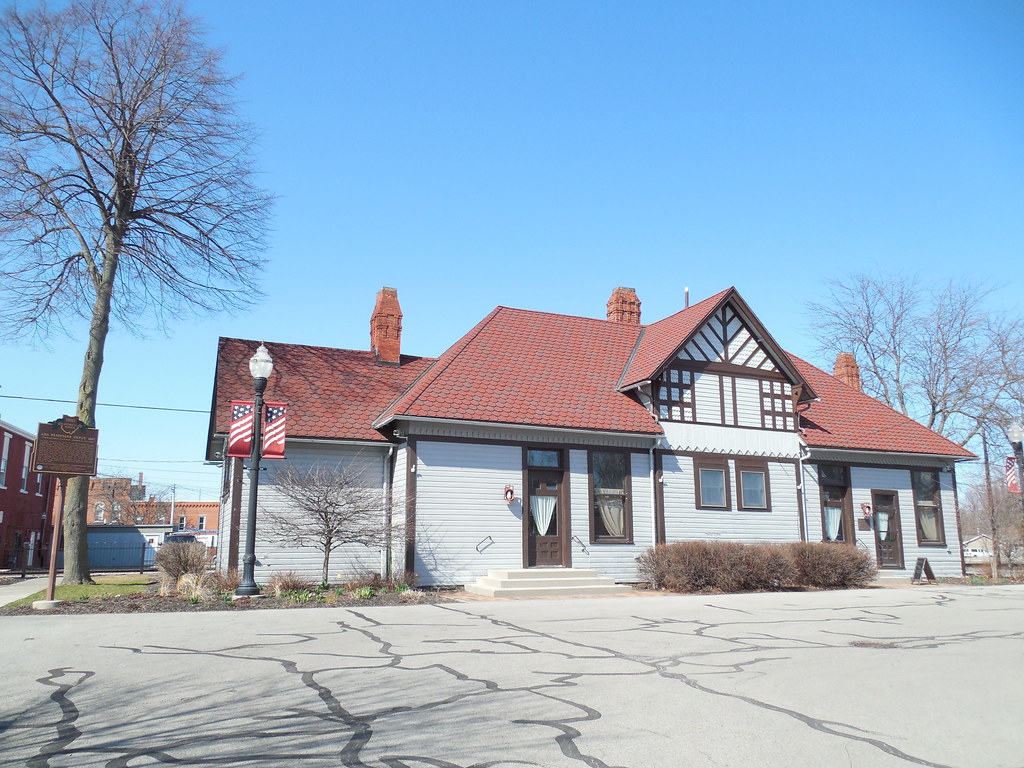 The Ada Passenger Depot Ada, Ohio Constructed on the Penns… Flickr