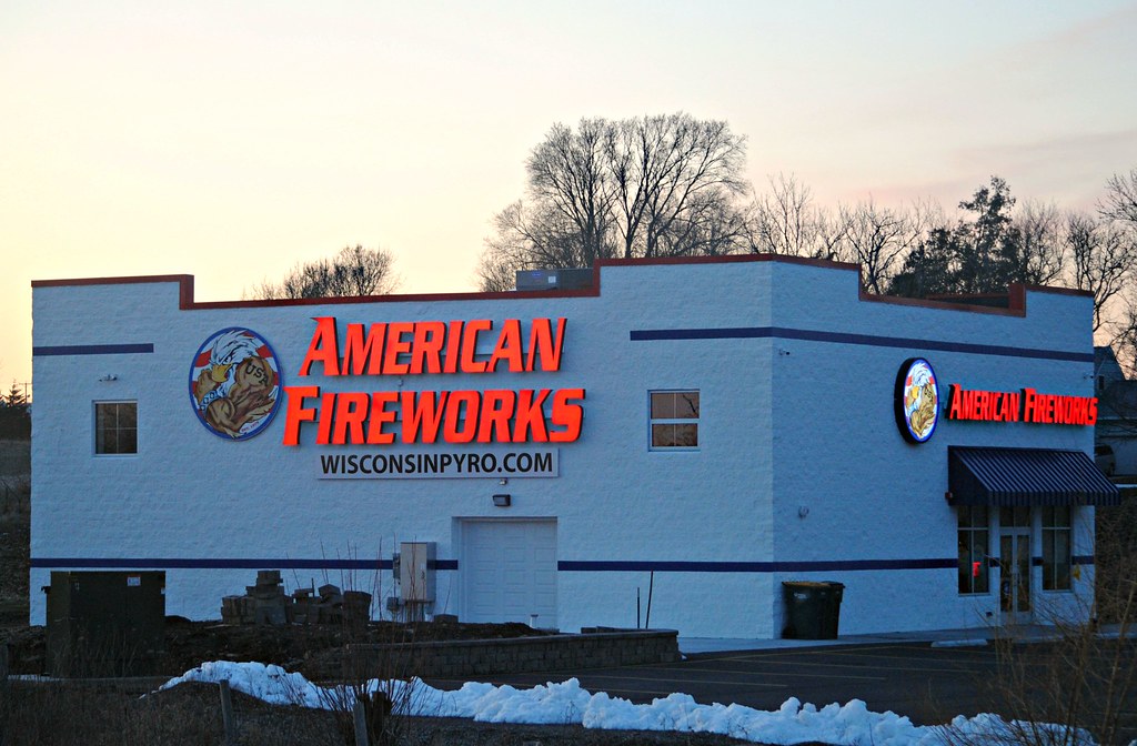 American Fireworks Genoa City, Wisconsin Cragin Spring Flickr