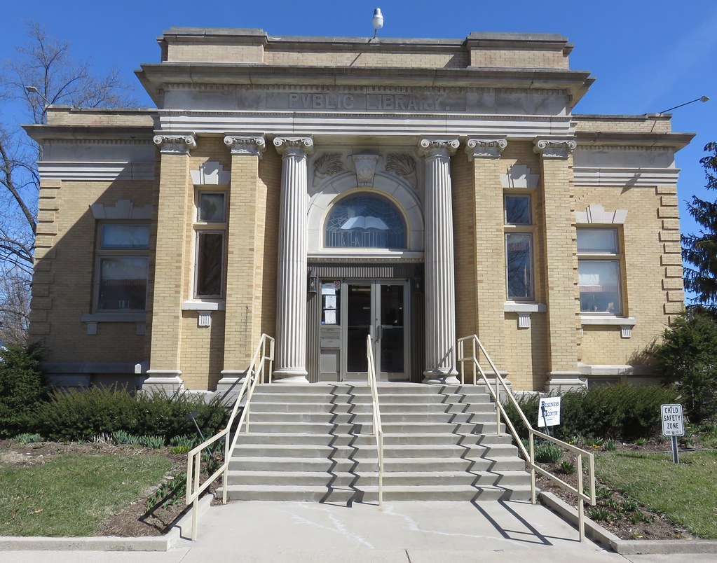 Carnegie Library (Hartford City, Indiana) Funding for this… Flickr