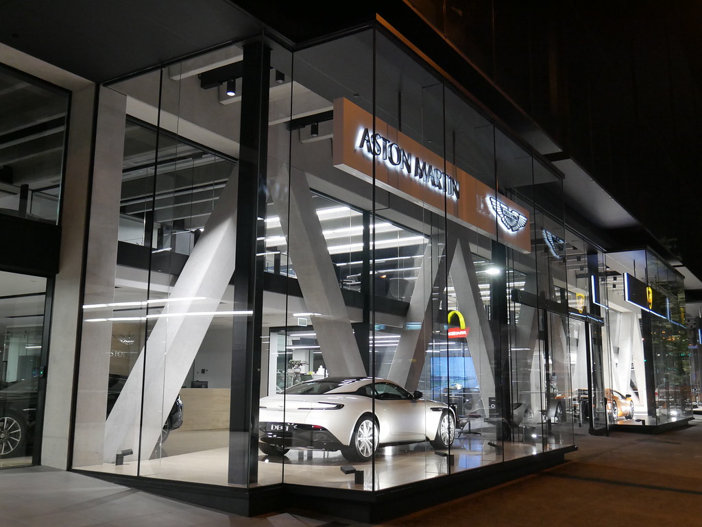 Giltrap Luxury car dealer Great North Rd Grey Lynn Auckl… Flickr