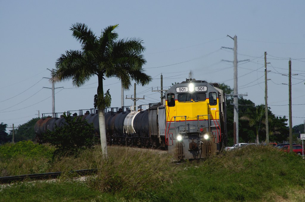 USSC Ft. Pierce jobs rolls around the curve at Pahokee Randy Allard