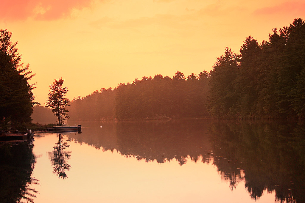 Nine Mile lake looking at sunset Ula_J Flickr