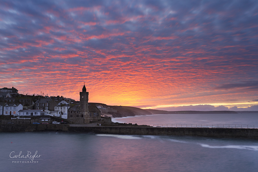A Christmas Sunrise Porthleven, early morning on Christmas… Flickr