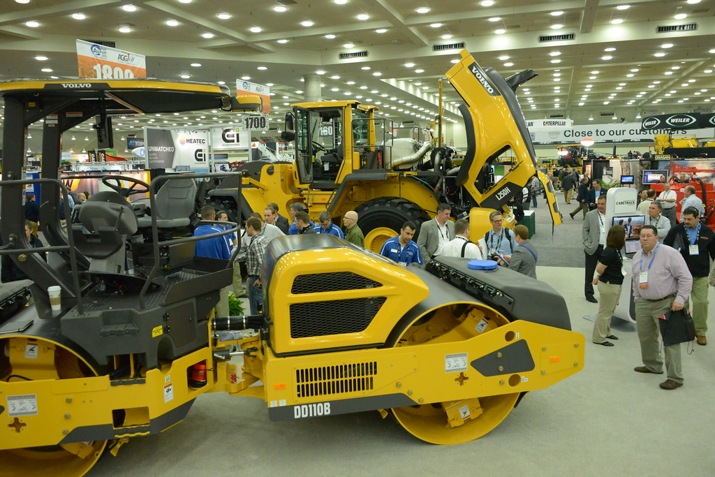 World of Asphalt 2015 Volvo Construction Equipment NA at W… Flickr