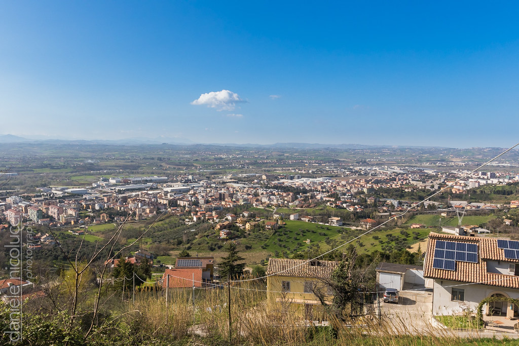 Chieti Scalo Chieti Scalo, as seen from Strada Madonna del… Flickr