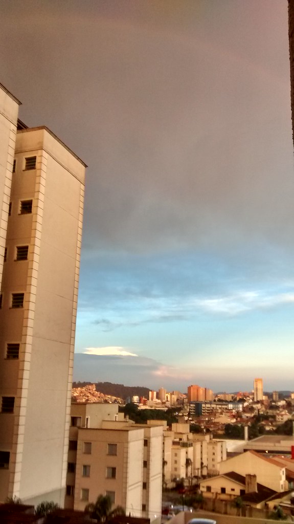 Arcoíris negro [image Imagem inline 1] Héber Camacho Flickr