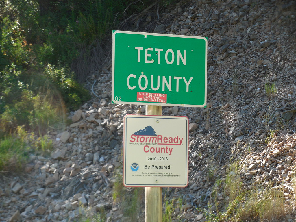 Teton County Line US Hwy 191 near Hoback Junction, Wyoming… Flickr